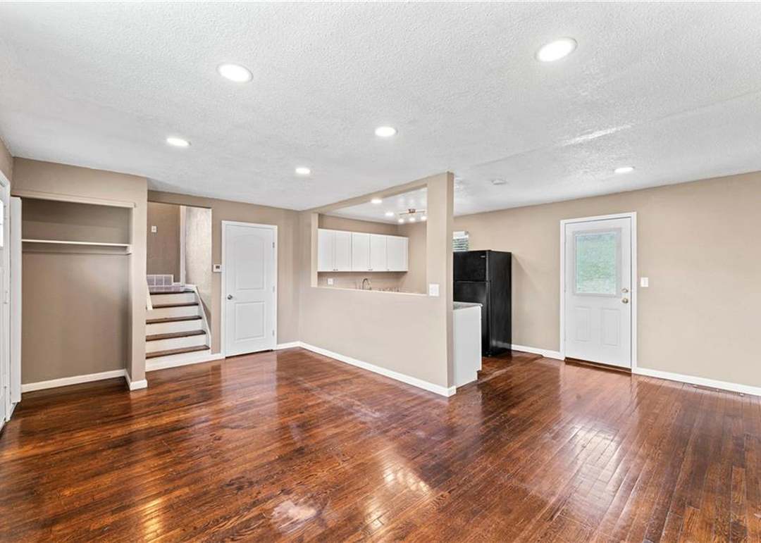 4716 E 40th Place — photo 10