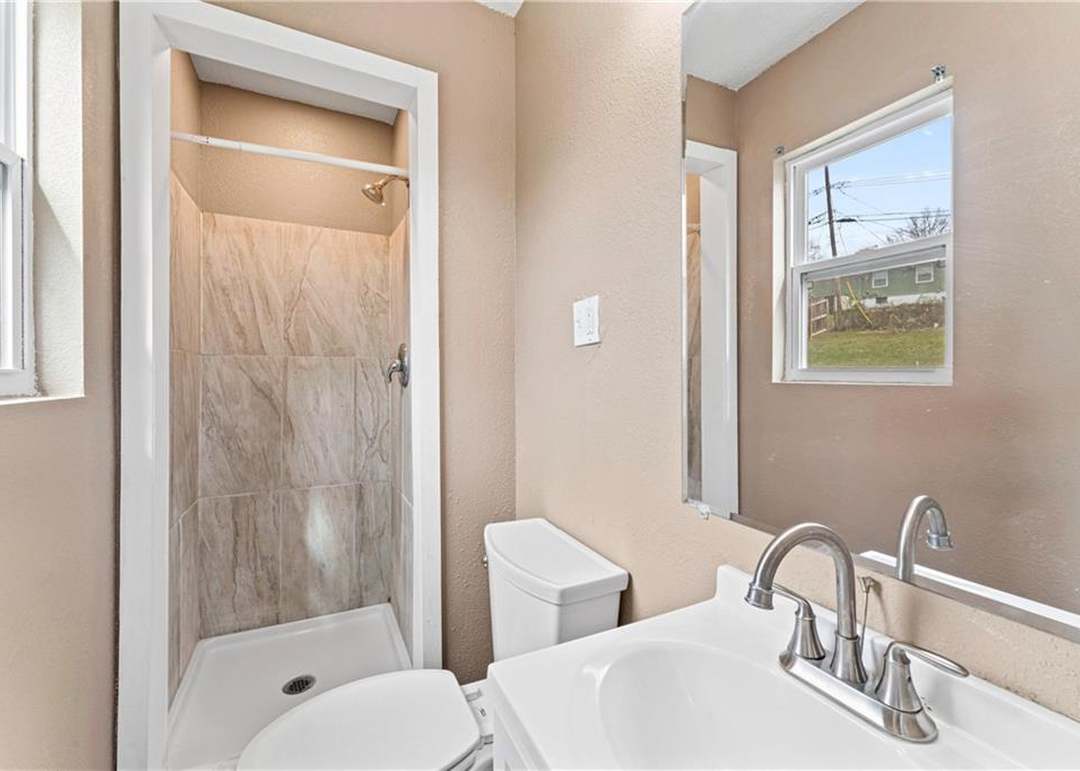4716 E 40th Place — photo 16