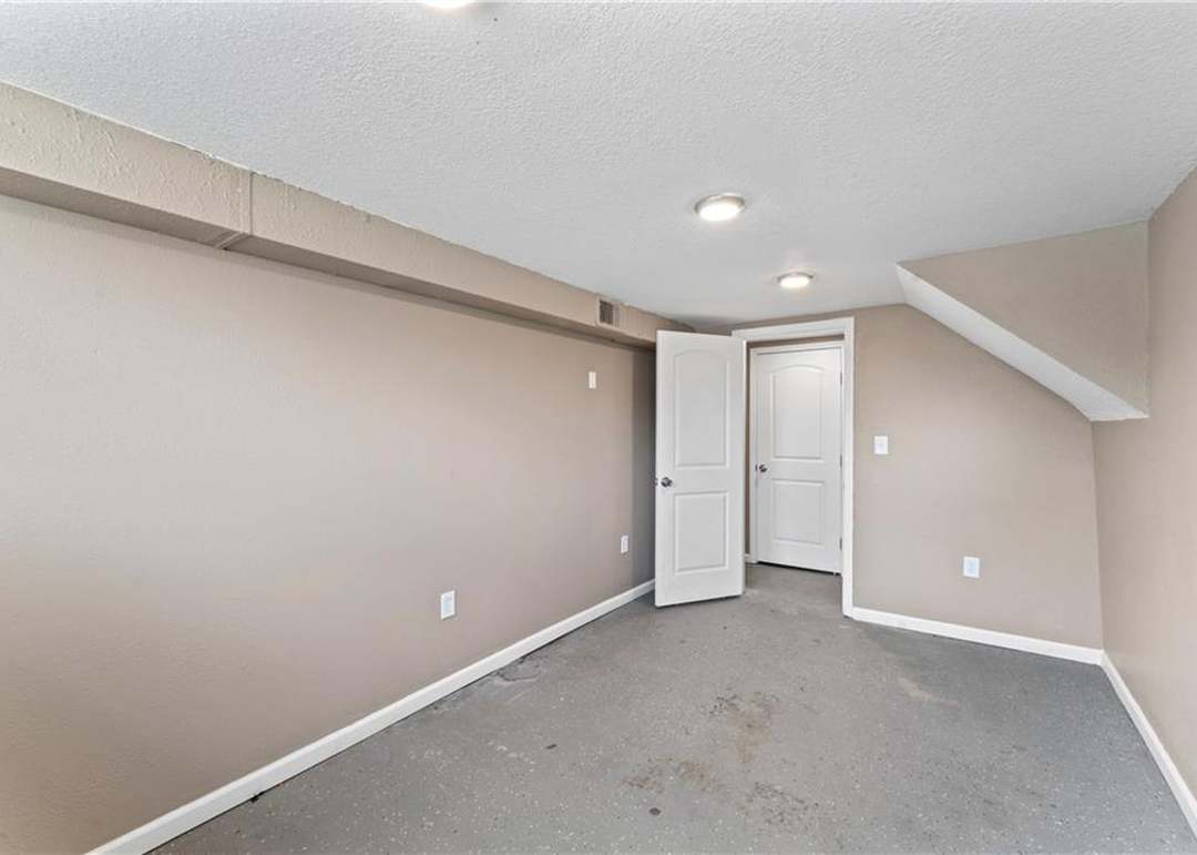 4716 E 40th Place — photo 21