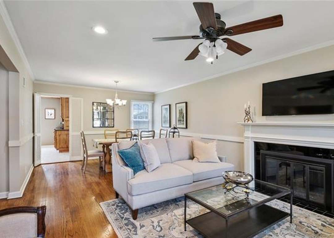 5207 W 70th Street — photo 9