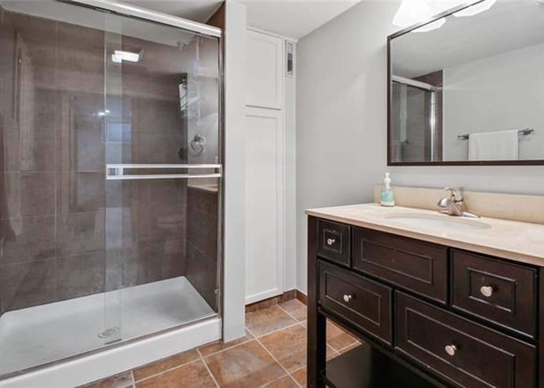 5207 W 70th Street — photo 19
