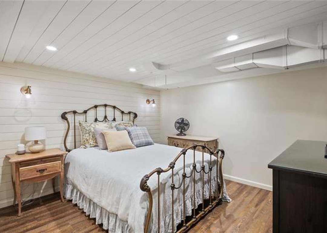 5207 W 70th Street — photo 22