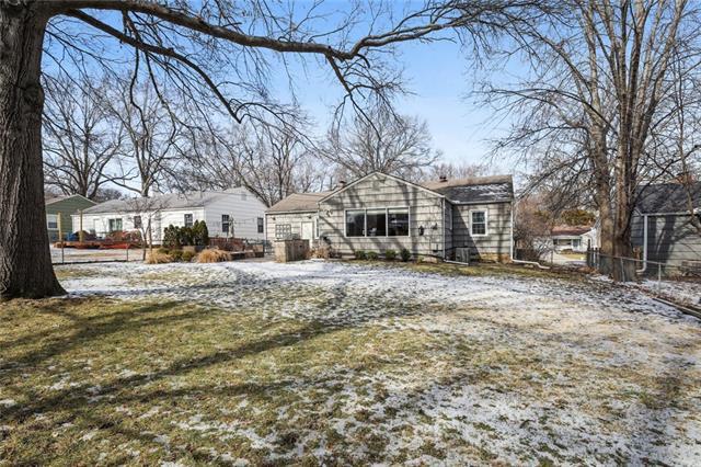 5207 W 70th Street — photo 25