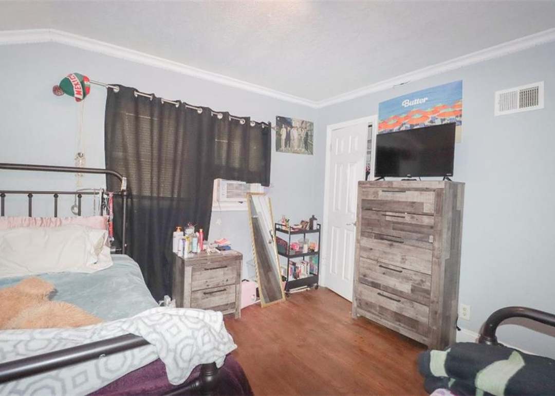 4342 Bales Avenue — photo 7