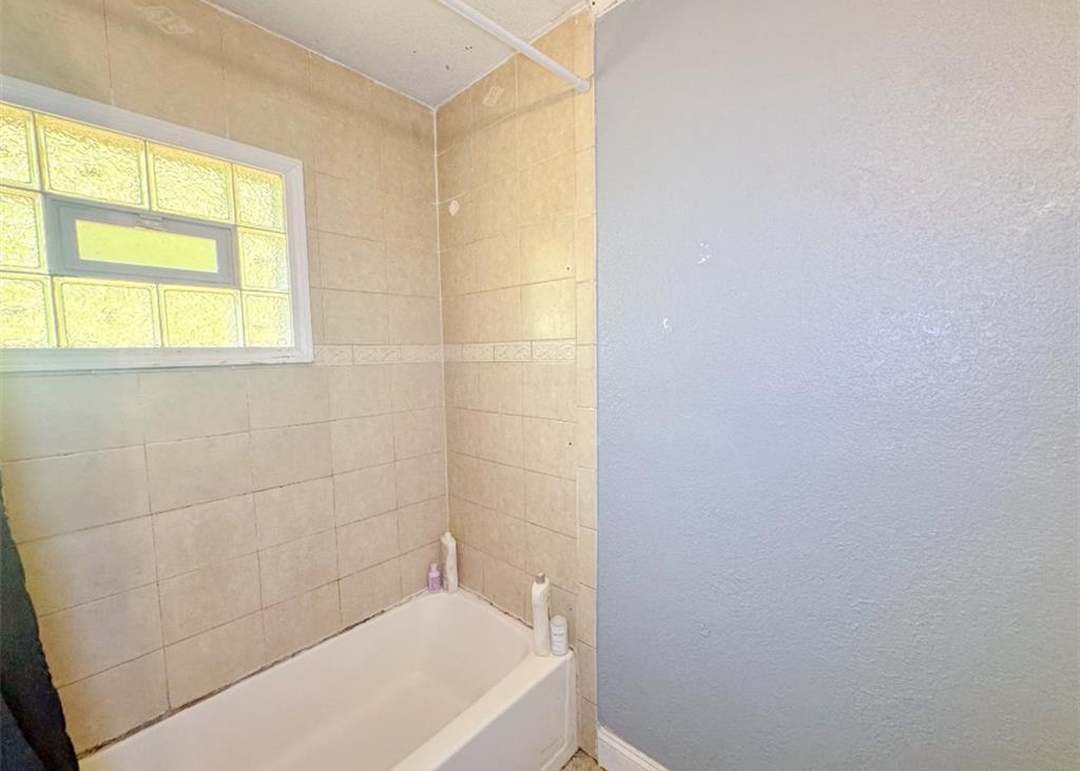 4342 Bales Avenue — photo 15