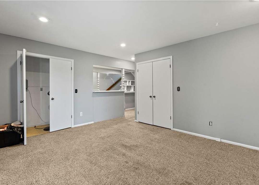 10200 Locust Street — photo 5
