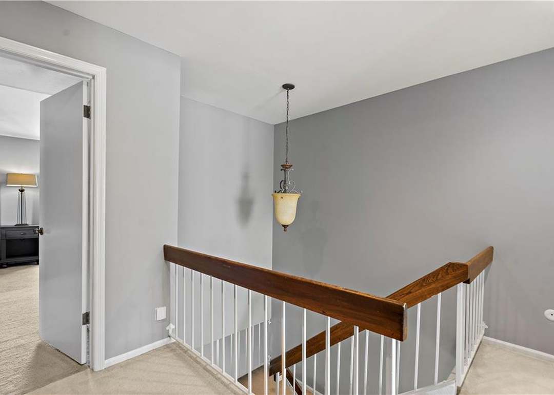 10200 Locust Street — photo 6