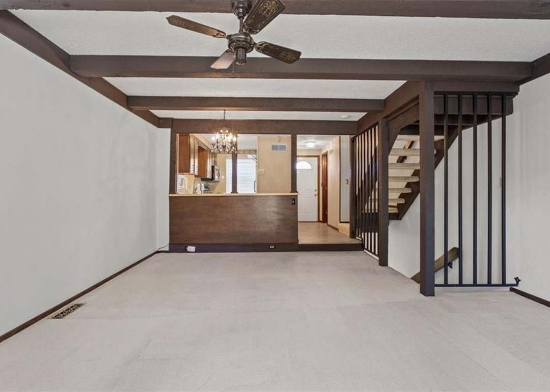 5915 Ridgeway Avenue — photo 13