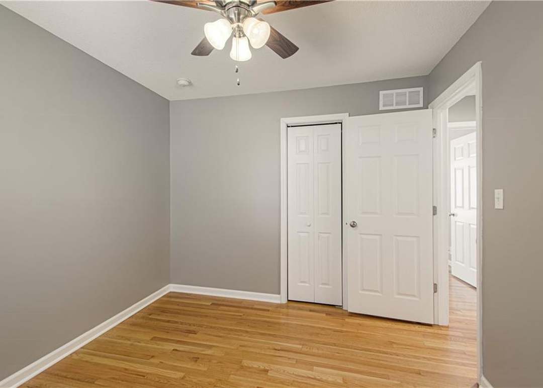6322 W 58TH Street — photo 7
