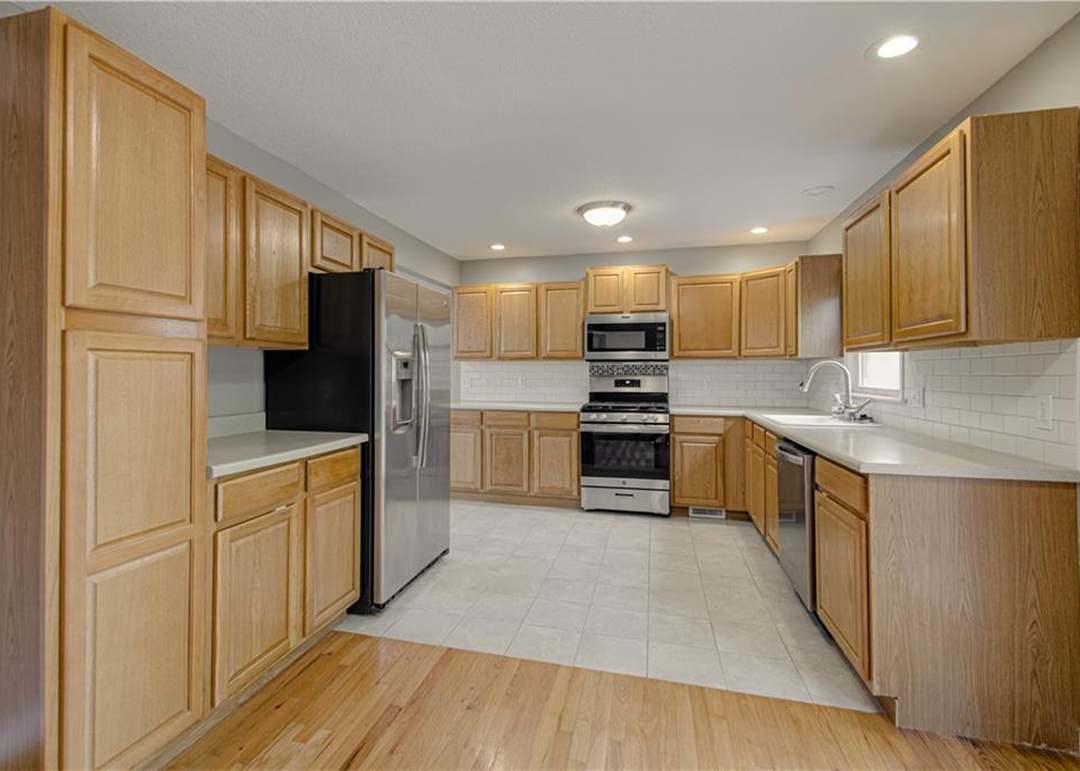 6322 W 58TH Street — photo 10