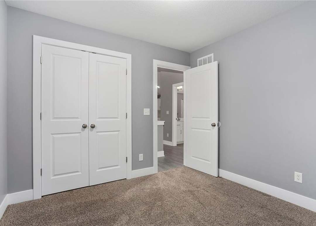 8502 E 93rd Terrace — photo 17