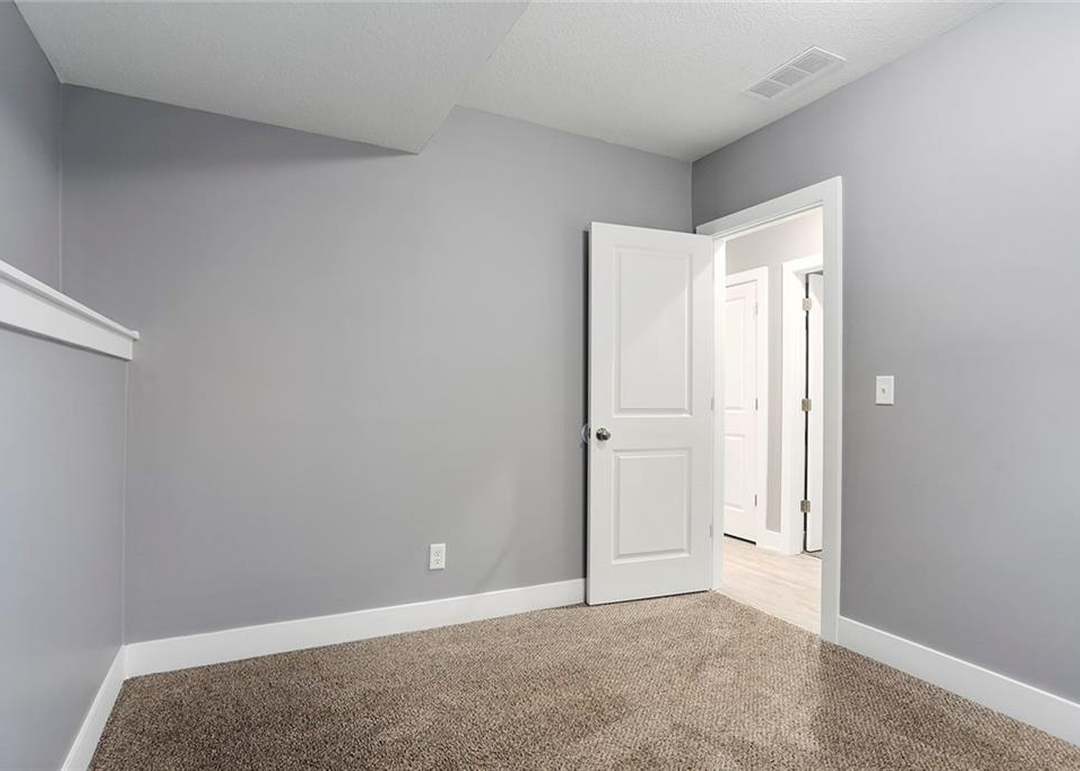 8502 E 93rd Terrace — photo 21