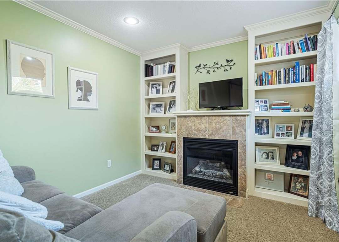 4507 Silverheel Street — photo 26