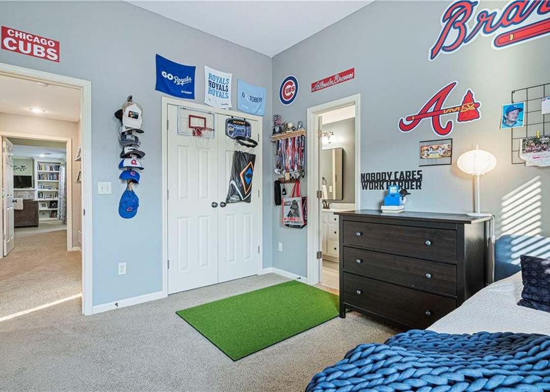 4507 Silverheel Street — photo 31
