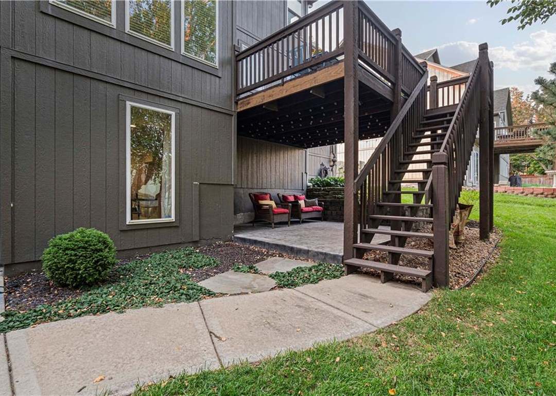 4507 Silverheel Street — photo 45