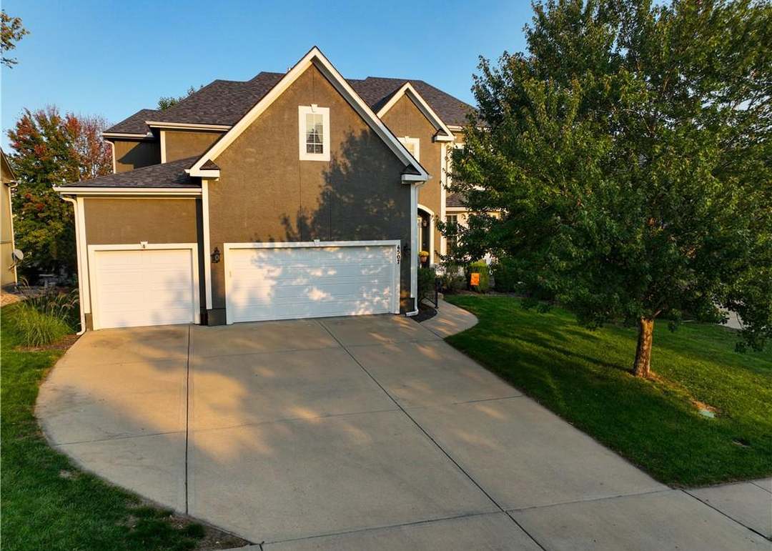 4507 Silverheel Street — photo 47