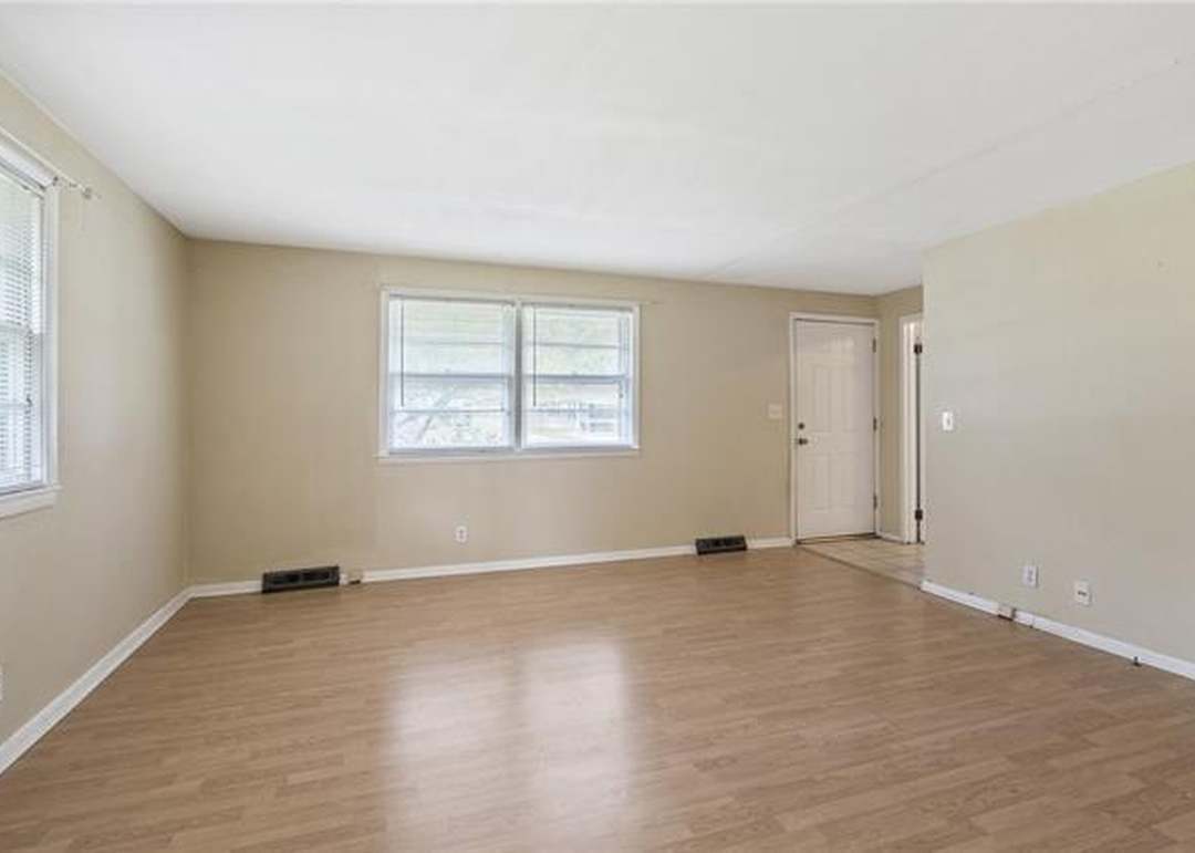 8539 Hayes Street — photo 6