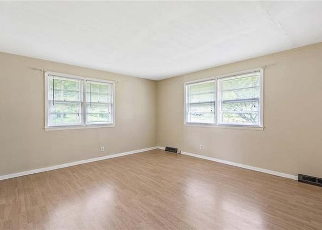8539 Hayes Street — photo 13
