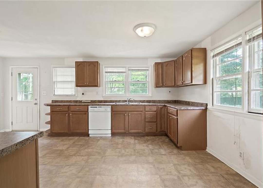 8539 Hayes Street — photo 14