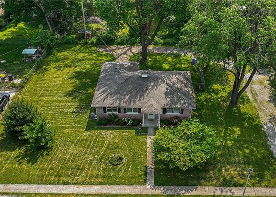 8539 Hayes Street — photo 33