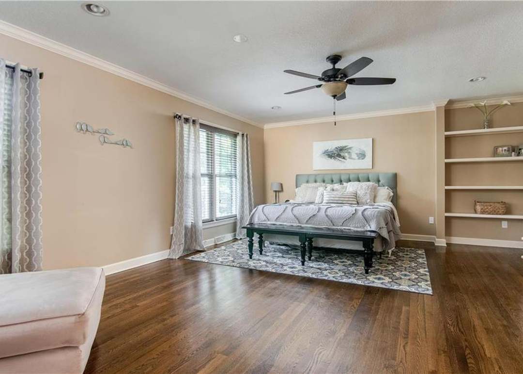 6515 WOODSON Drive — photo 7