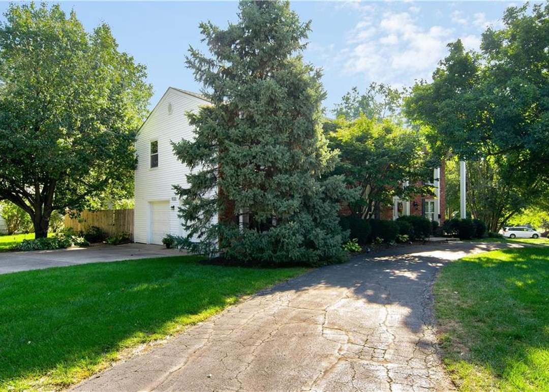 6515 WOODSON Drive — photo 9