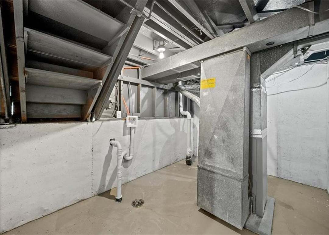7703 Brooklyn Avenue — photo 21