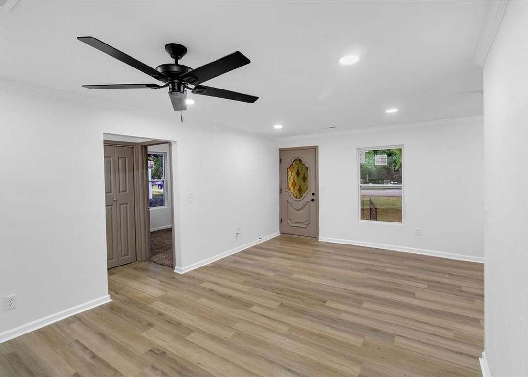 2119 S 38th Street — photo 13
