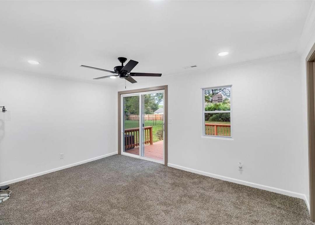 2119 S 38th Street — photo 24