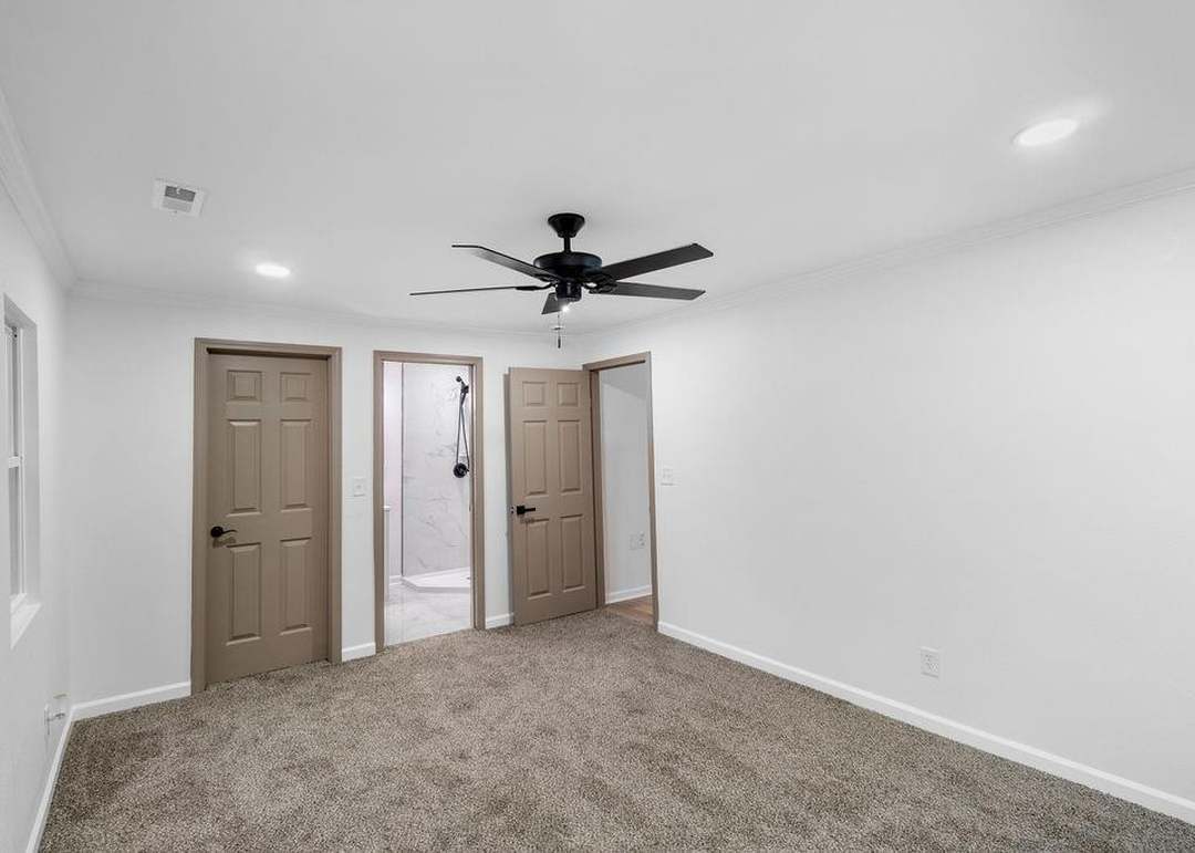 2119 S 38th Street — photo 25