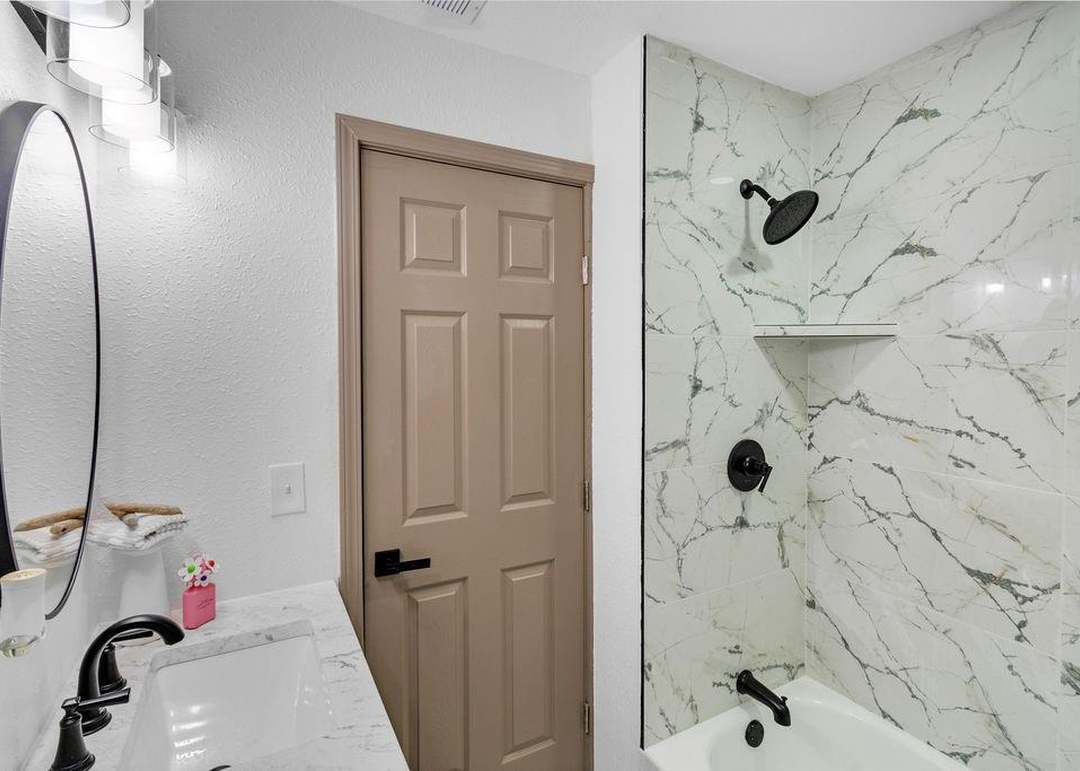 2119 S 38th Street — photo 30