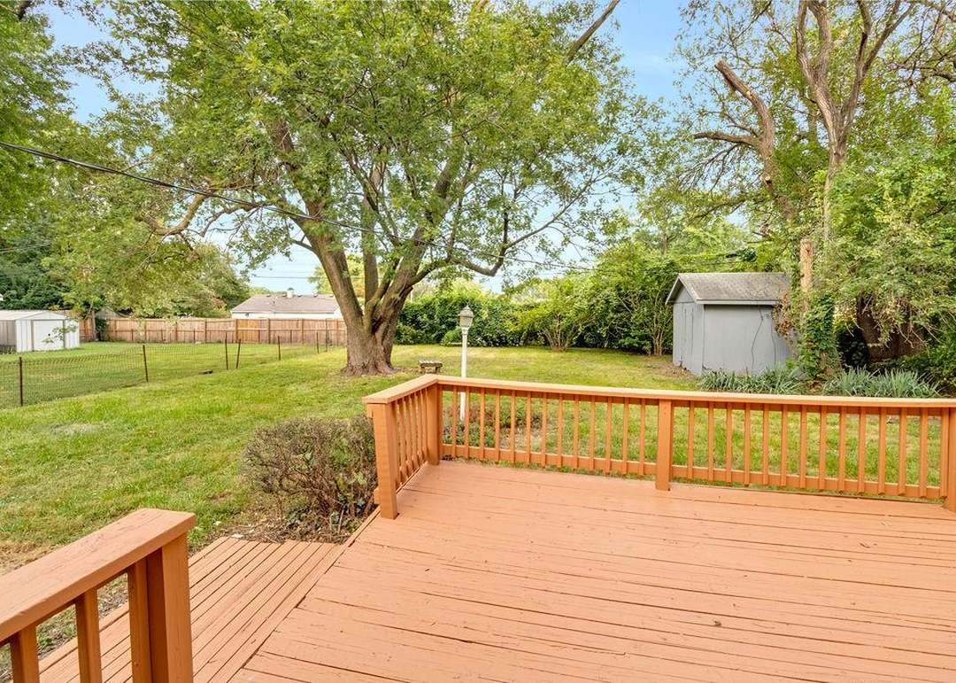 2119 S 38th Street — photo 38