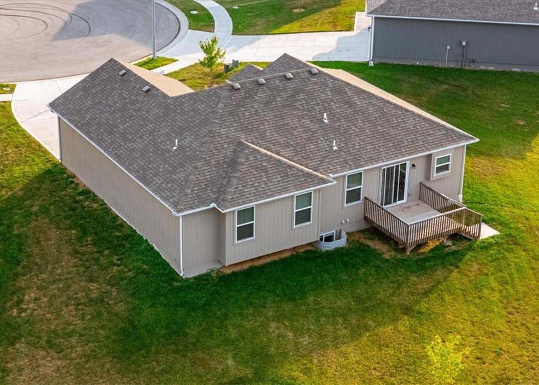 605 Poplar Court — photo 29