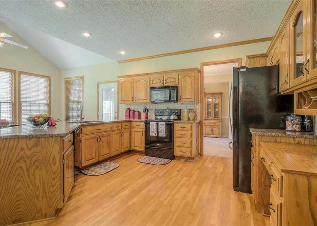 12207 S Gallery Street — photo 10