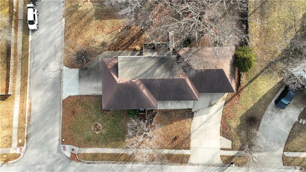 1215 Camelot Drive — photo 50