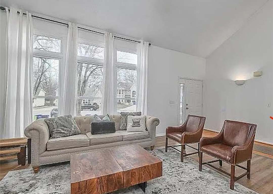13836 W 110th Street — photo 9