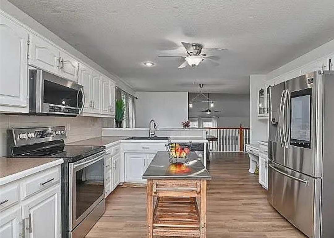 13836 W 110th Street — photo 15