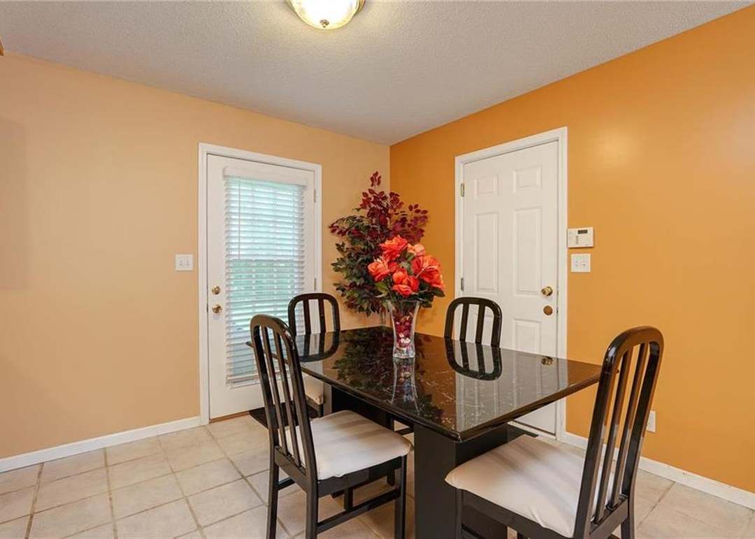 5037 Vista Street — photo 18