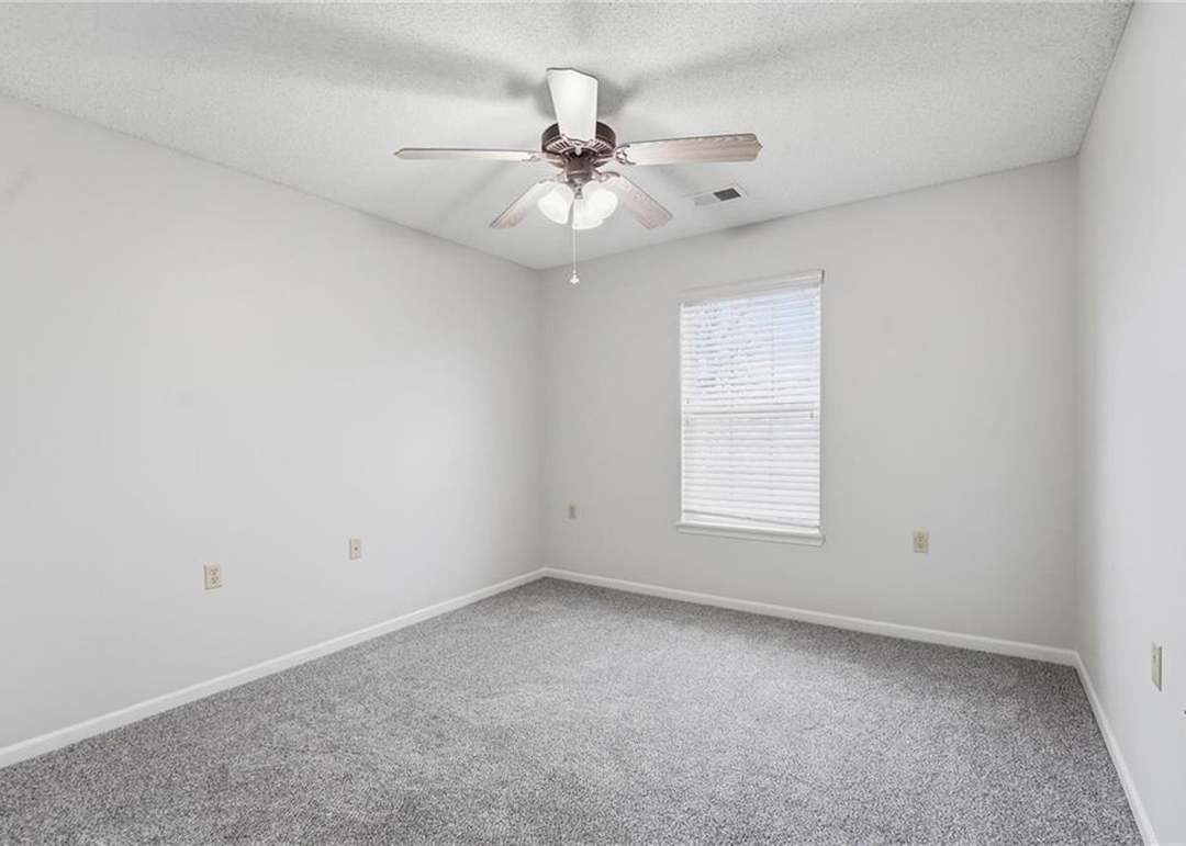 814 Coventry Lane — photo 20