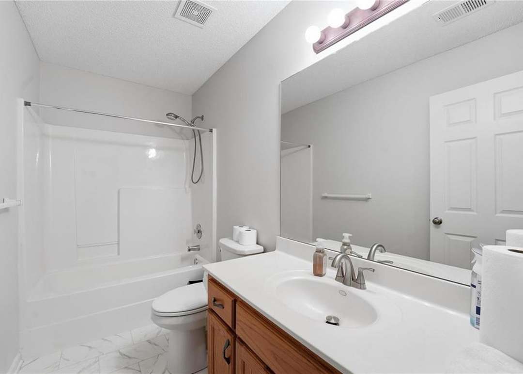 814 Coventry Lane — photo 21