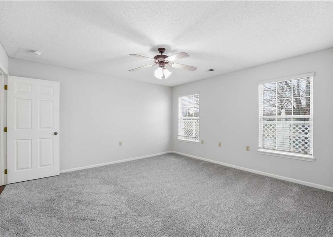 814 Coventry Lane — photo 23