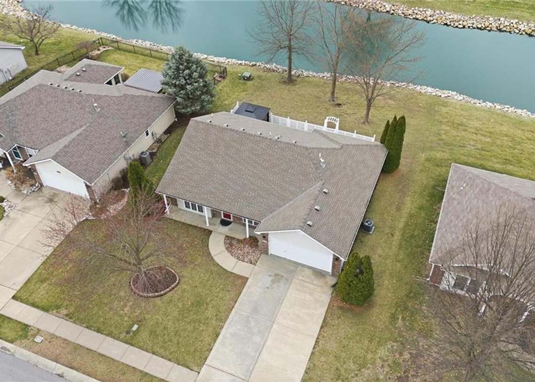 814 Coventry Lane — photo 37