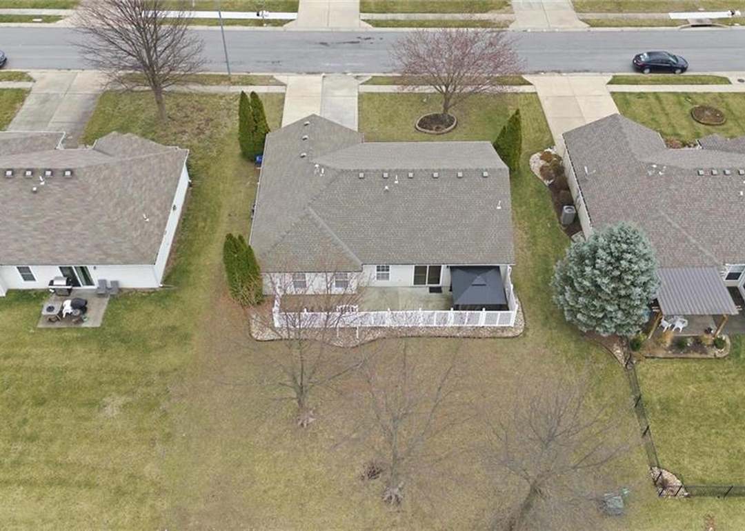 814 Coventry Lane — photo 40