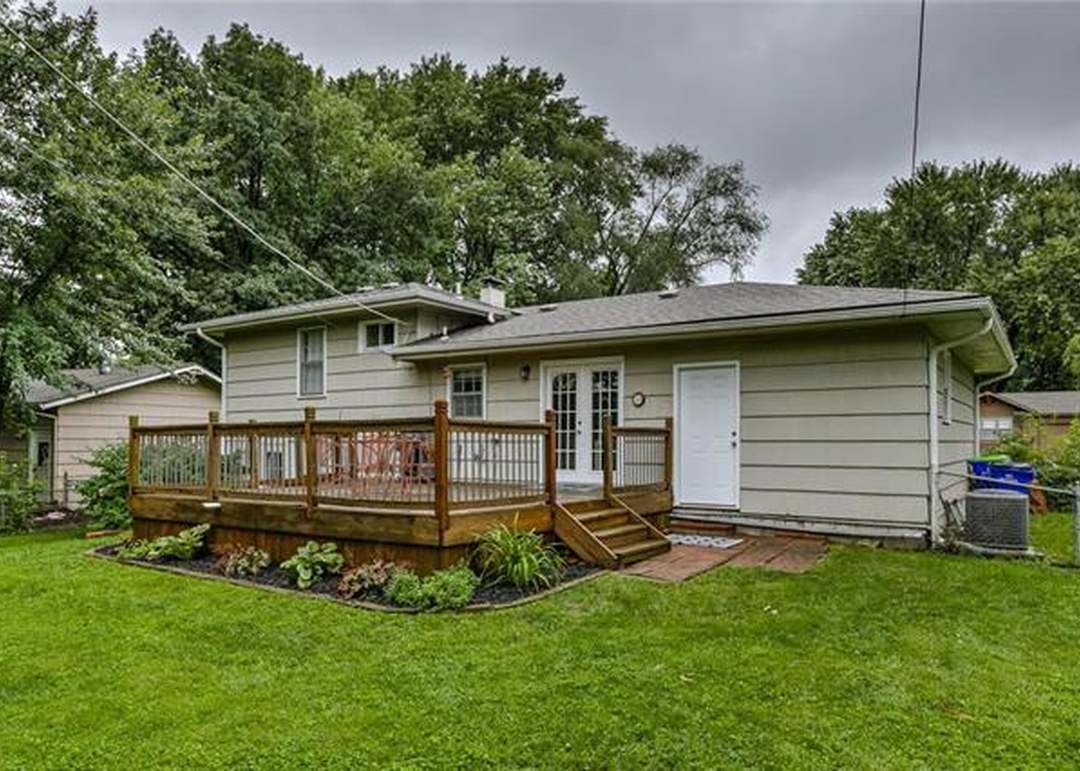 7111 Larsen Lane — photo 3