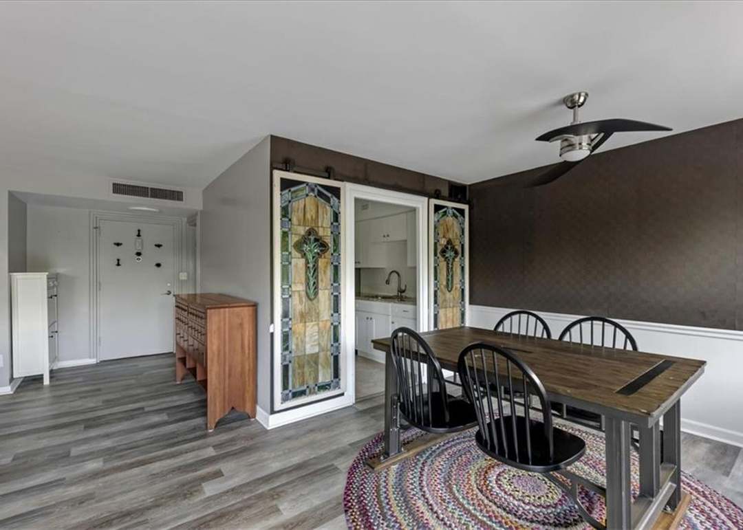4550 Warwick Boulevard — photo 4