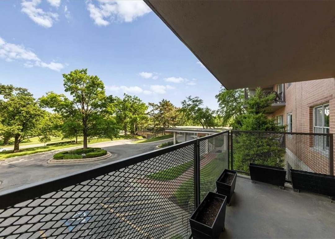 4550 Warwick Boulevard — photo 20