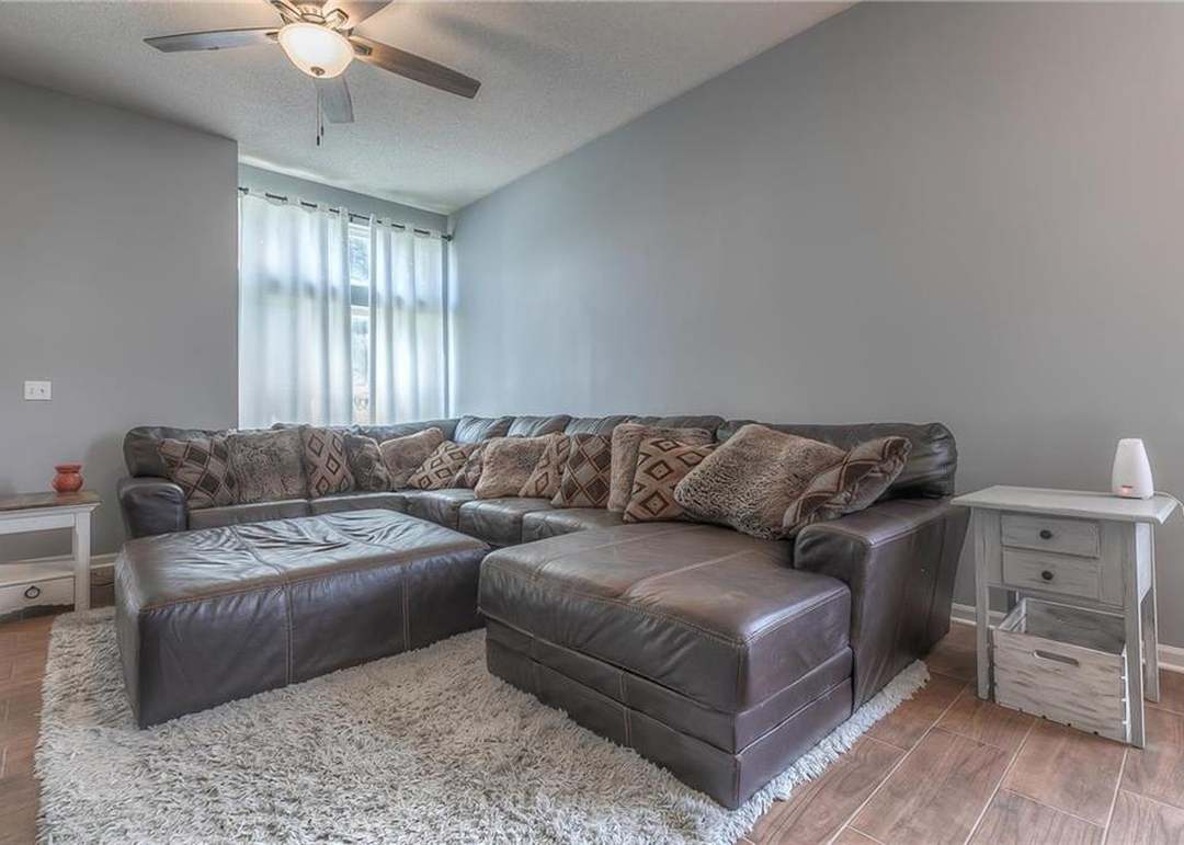 21610 W 57th Terrace — photo 6