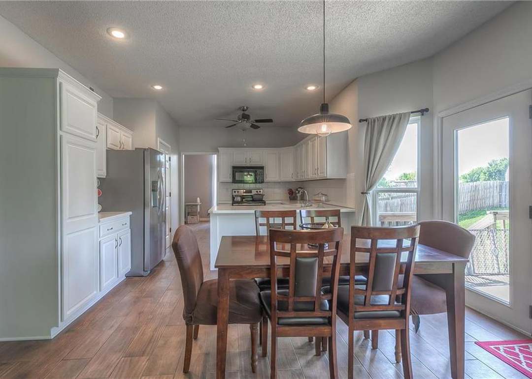 21610 W 57th Terrace — photo 16