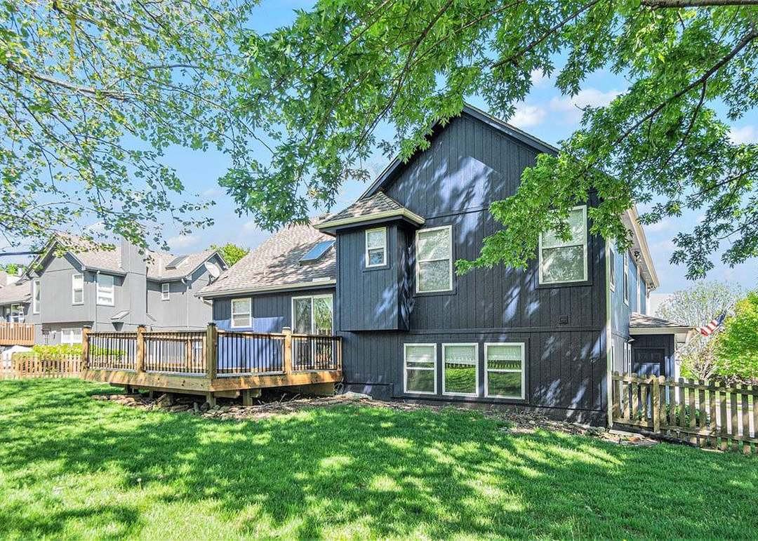 866 Yancey Street — photo 25