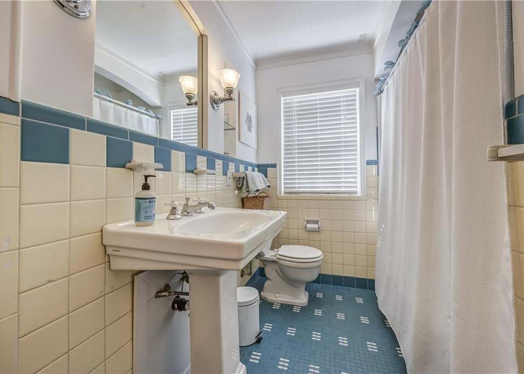 6611 Walmer Street — photo 23